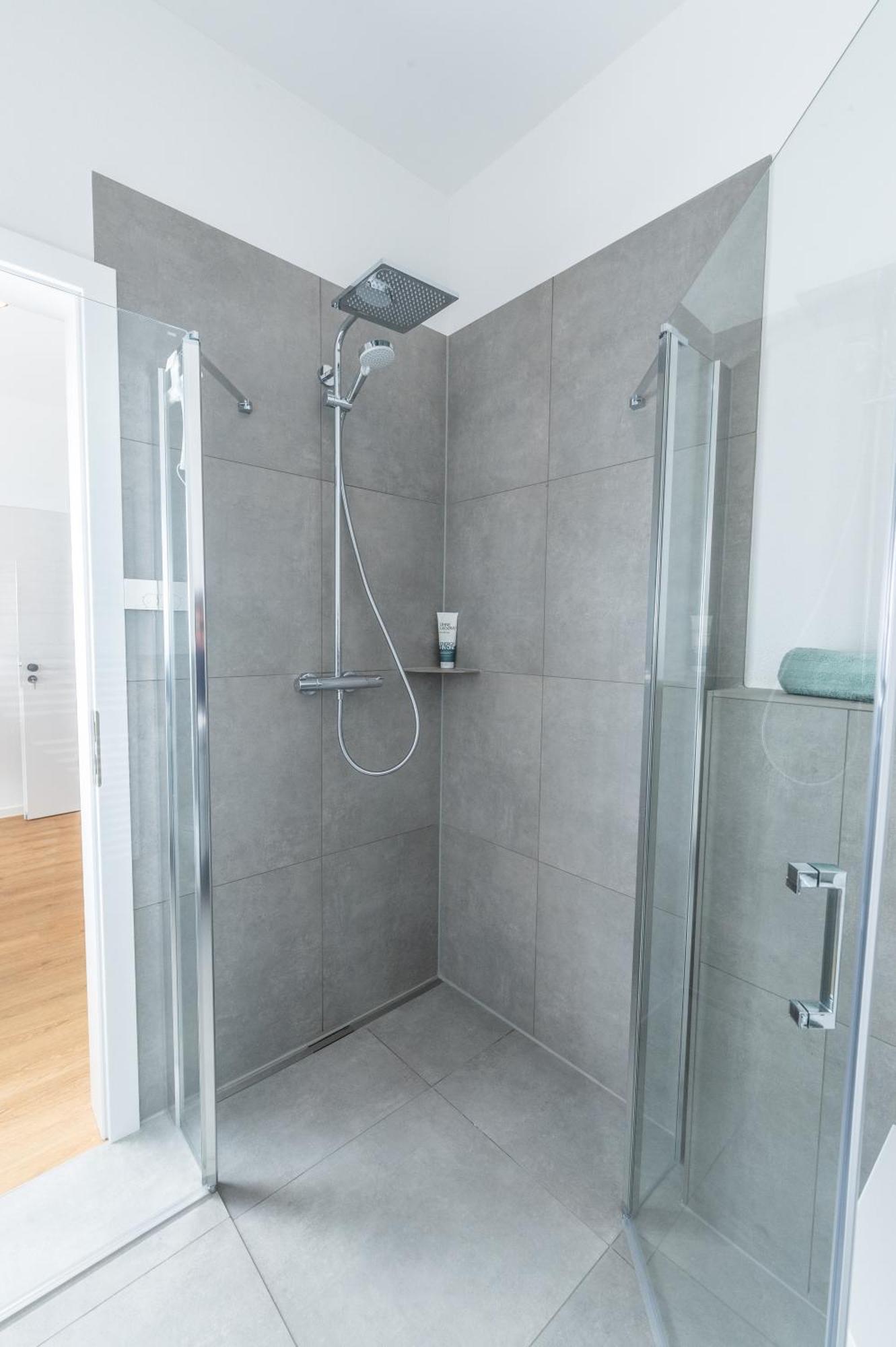 Apartment Weingut Dr Hermann I Ерден Екстериор снимка