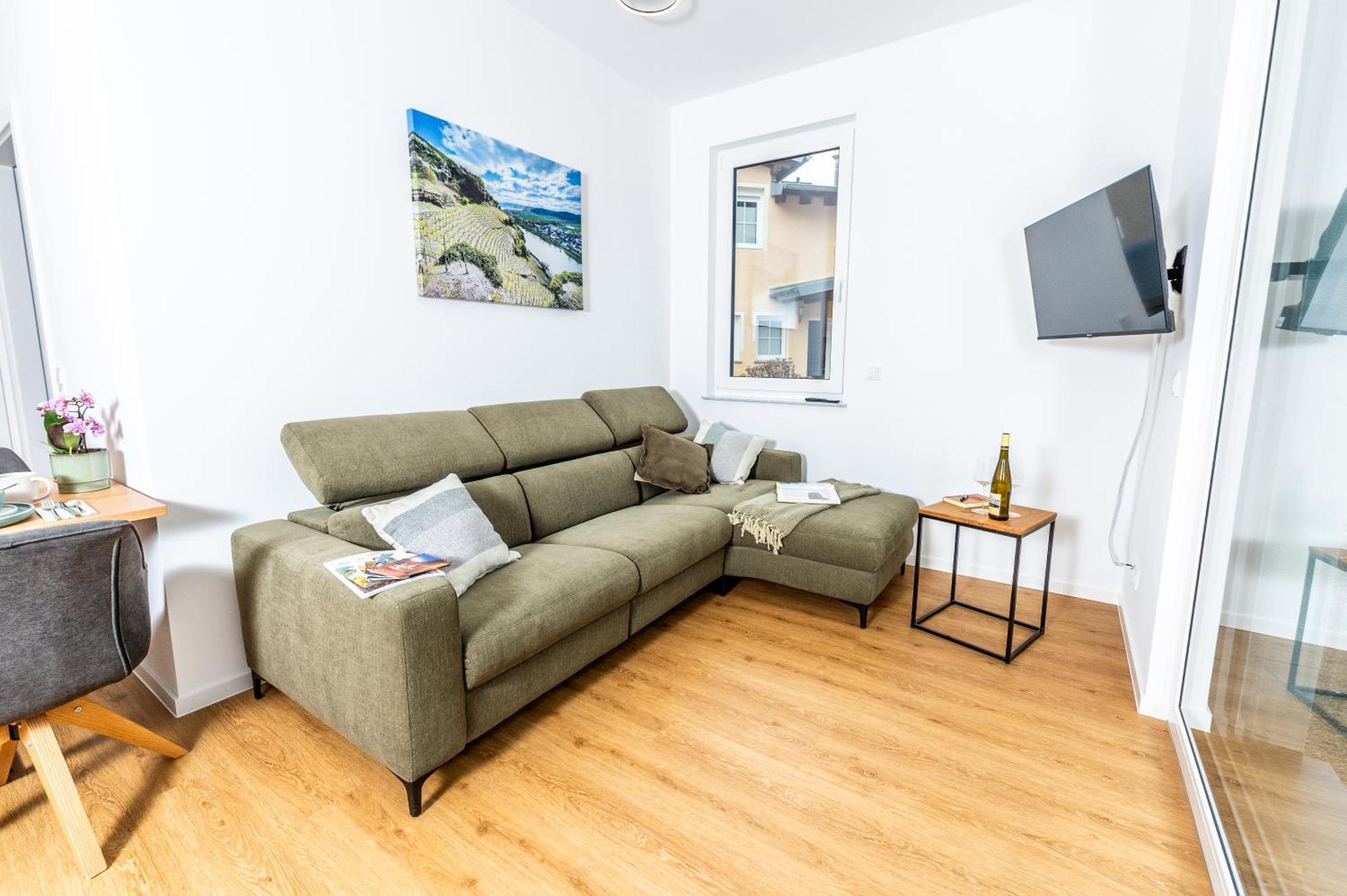 Apartment Weingut Dr Hermann I Ерден Екстериор снимка