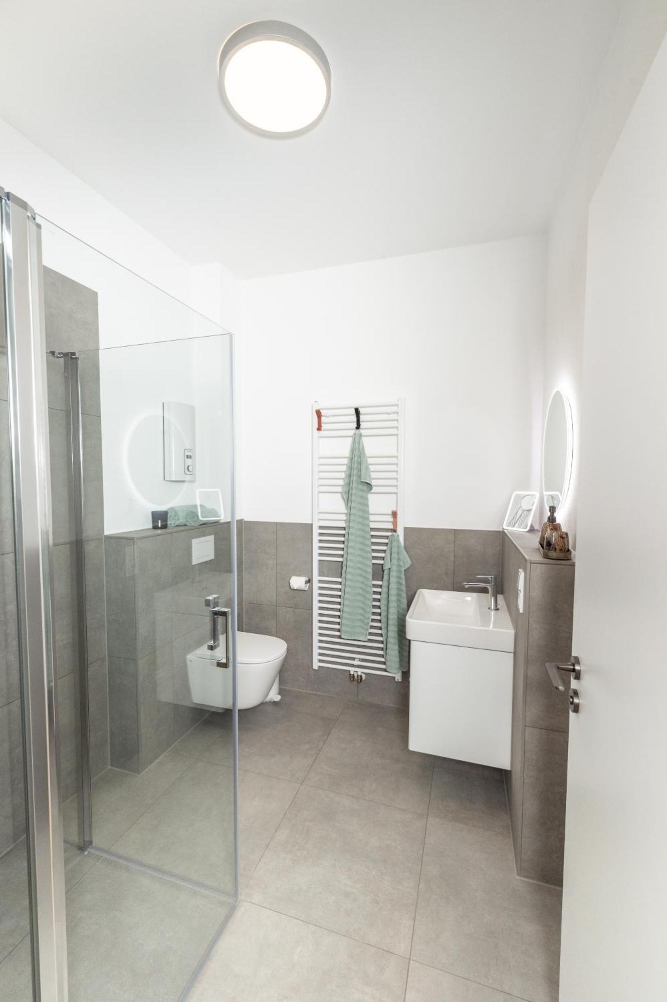 Apartment Weingut Dr Hermann I Ерден Екстериор снимка