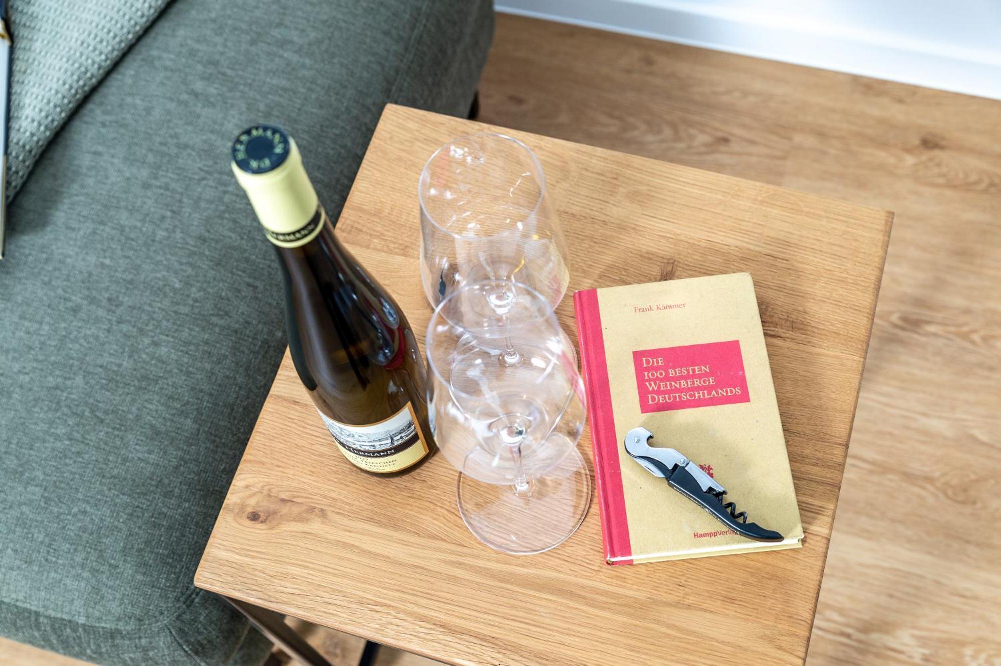 Apartment Weingut Dr Hermann I Ерден Екстериор снимка