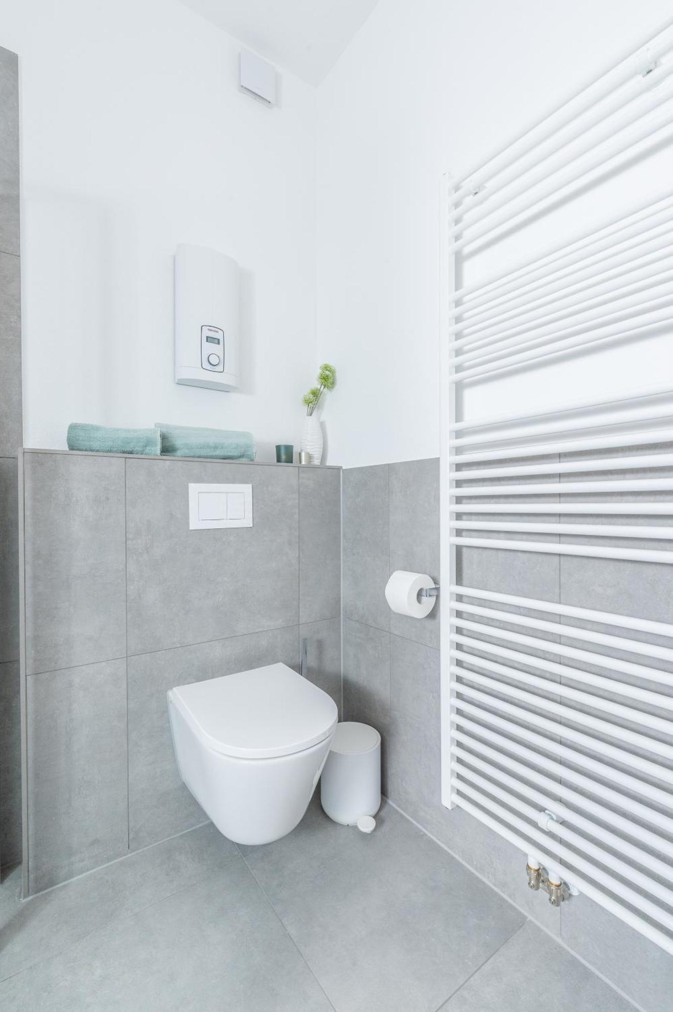 Apartment Weingut Dr Hermann I Ерден Екстериор снимка