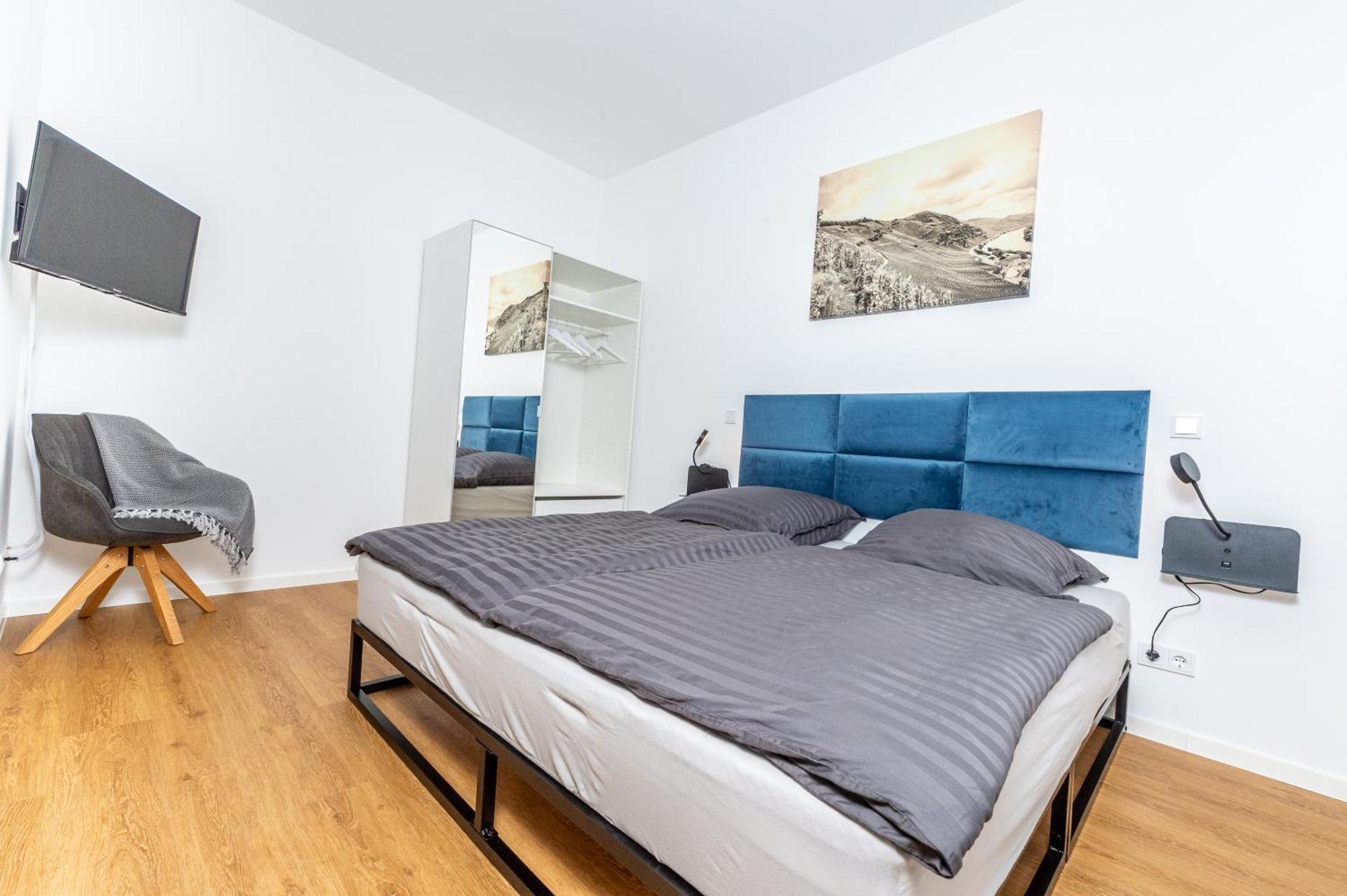 Apartment Weingut Dr Hermann I Ерден Екстериор снимка